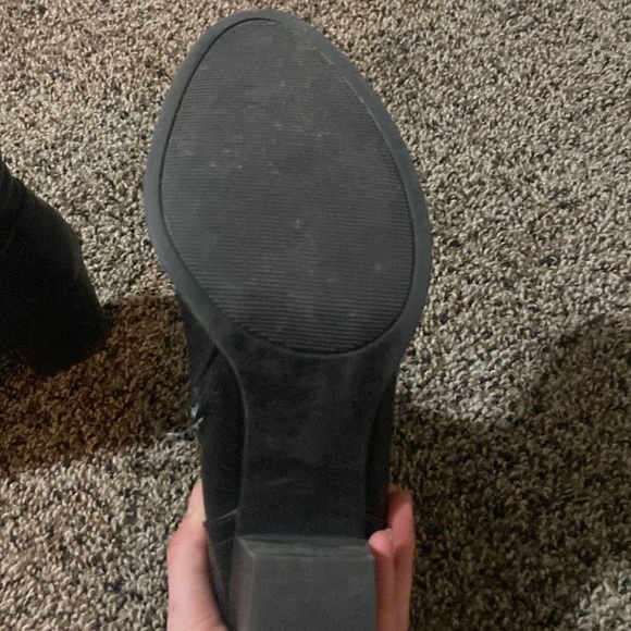 Cuuute black booties - Picture 3 of 5